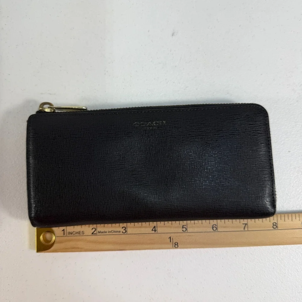 Coach Wallet Saffiano Accordion Black‎ Zip Crossgrain Leather Gold Tone Hardware